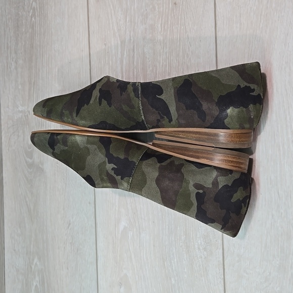 Anthropologie 1.state Women Bennie Leather camo Loafer Slip on shoes sz 9M - Picture 7 of 12